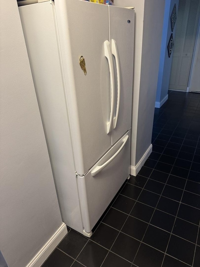 4250 N Marine Dr Unit 2607, Chicago, IL 60613 - kitchen view of freestanding refrigerator and tile counters