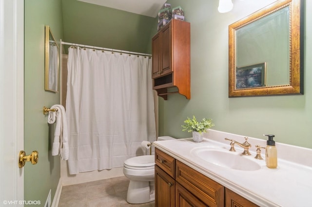 706 French Way Unit 2, Mount Prospect, IL 60056 - bathroom with vanity, tile patterned flooring, and shower / tub combo with curtain