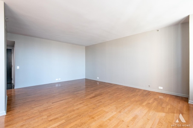 400 E Ohio St Unit 2302, Chicago, IL 60611 - unfurnished room with light wood-type flooring
