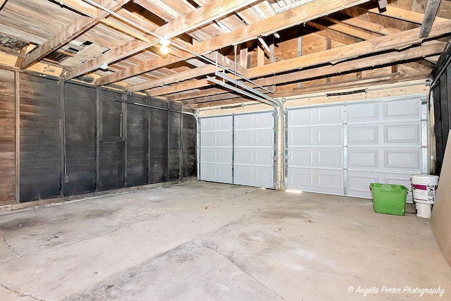208 W Nippersink Rd, Round Lake, IL 60073 - view of garage