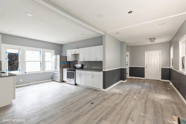 9549 S Calumet Ave, Chicago, IL 60628 - photo 4