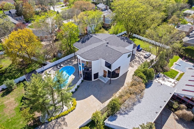 2110 Pfingsten Rd, Northbrook, IL 60062 - view of subject property featuring a pool area
