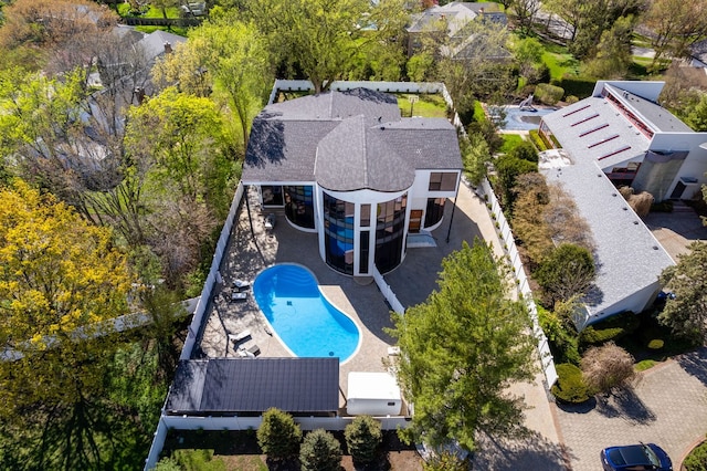 2110 Pfingsten Rd, Northbrook, IL 60062 - view of subject property featuring a pool