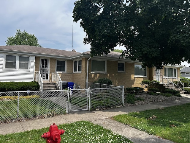 8636 40th St, Lyons, IL 60534 - photo 2
