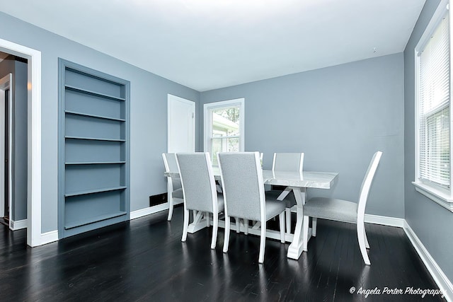 482 S Alfred Ave, Elgin, IL 60123 - dining room with wood finished floors and built in features