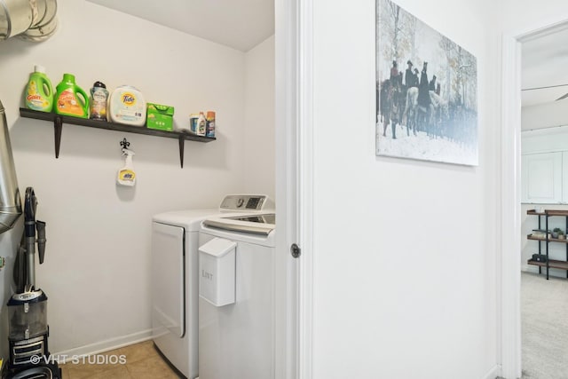 1527 E Arbor Ln, Arlington Heights, IL 60004 - laundry room with washing machine and clothes dryer and light tile patterned flooring