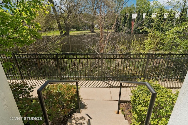 1527 E Arbor Ln, Arlington Heights, IL 60004 - view of patio