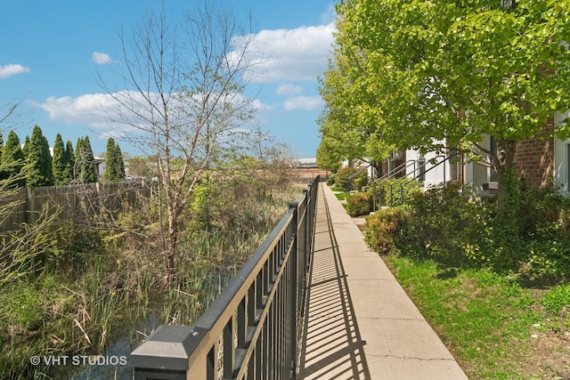 1527 E Arbor Ln, Arlington Heights, IL 60004 - view of community