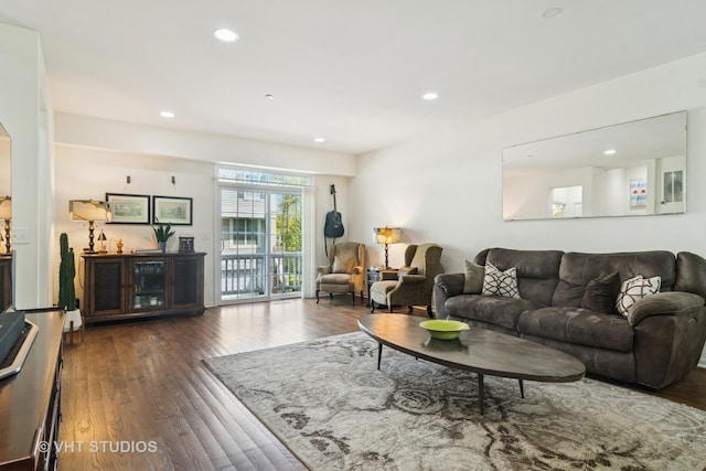 1527 E Arbor Ln, Arlington Heights, IL 60004 - living area featuring dark wood finished floors and recessed lighting
