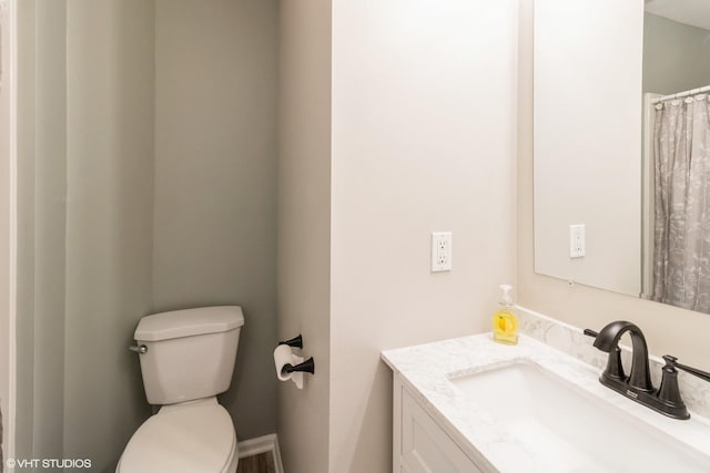 407 S York Rd, Bensenville, IL 60106 - bathroom featuring vanity and toilet