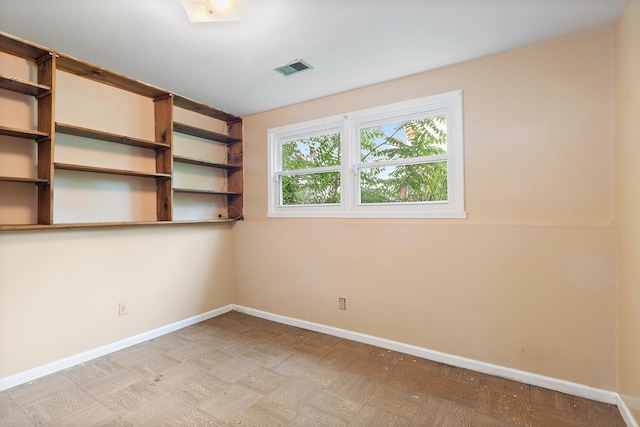 1011 Mark St, South Elgin, IL 60177 - empty room featuring baseboards