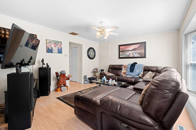 1508 N River Rd, Mchenry, IL 60051 - living area featuring a ceiling fan, light wood-type flooring, and crown molding