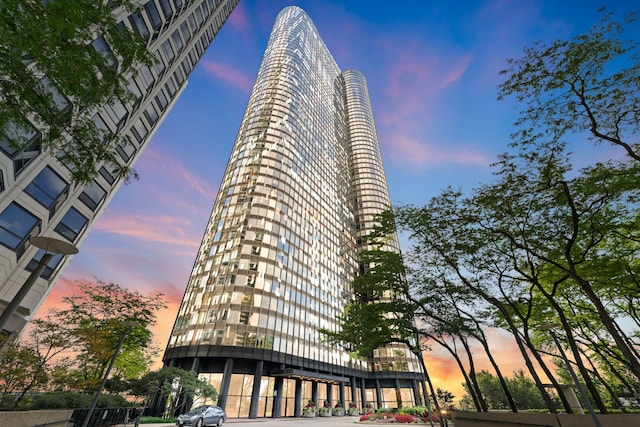 155 N Harbor Dr Unit 3214, Chicago, IL 60601 - photo 24