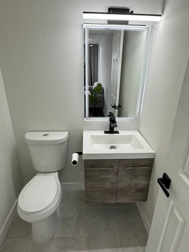 1805 Marquette Ln, Hoffman Estates, IL 60169 - half bath with vanity and baseboards