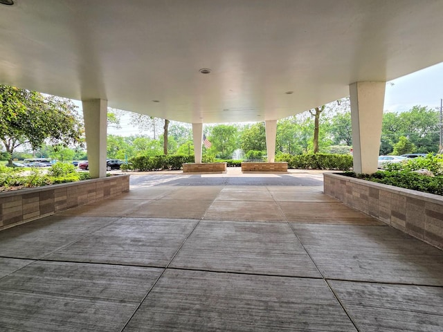 6833 N Kedzie Ave Unit 816, Chicago, IL 60645 - view of patio
