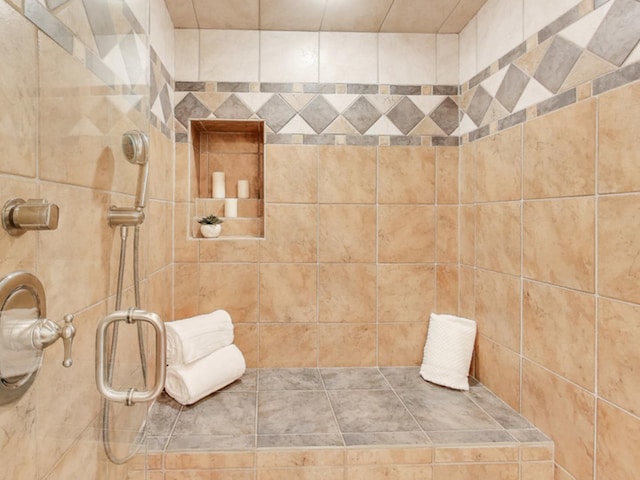 4116 N Terramere Ave, Arlington Heights, IL 60004 - full bathroom featuring tiled shower