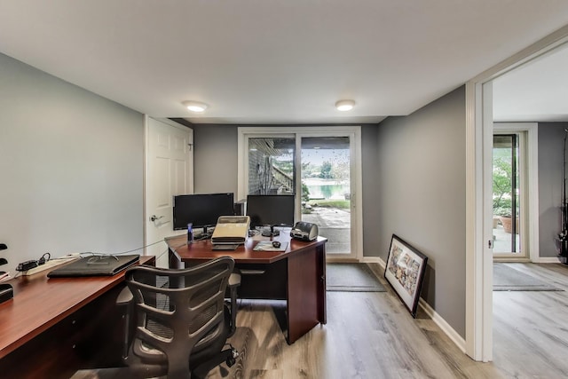 4116 N Terramere Ave, Arlington Heights, IL 60004 - office area with wood finished floors and baseboards