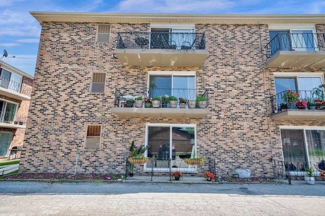 5848 W 76th Pl N Unit 203, Burbank, IL 60459 - view of apartment building / complex