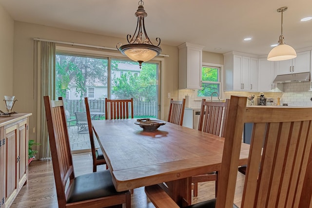 962 Thompson Blvd, Buffalo Grove, IL 60089 - dining room with healthy amount of natural light, light wood-style flooring, and recessed lighting