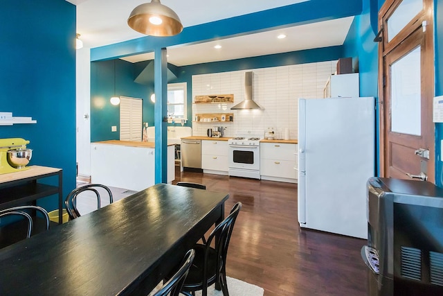 2340 W 19th St, Chicago, IL 60608 - dining area with dark wood finished floors and recessed lighting