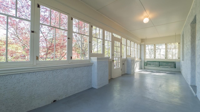 531 E Joliet St, Crown Point, IN 46307 - unfurnished sunroom with finished concrete flooring
