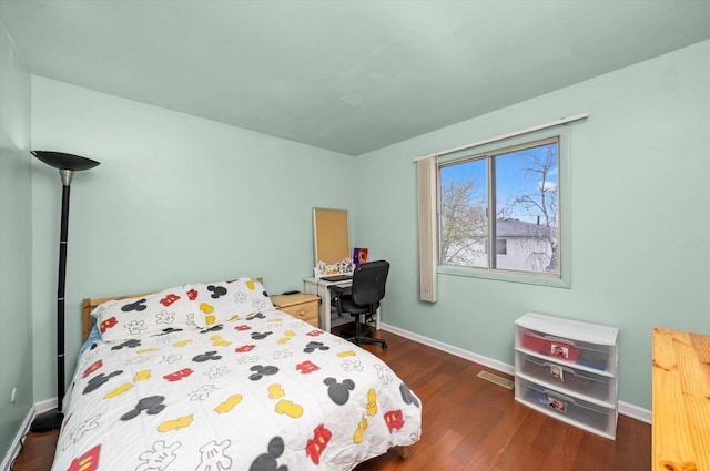 3 Lorraine Ave, Woodridge, IL 60517 - bedroom with wood finished floors and baseboards