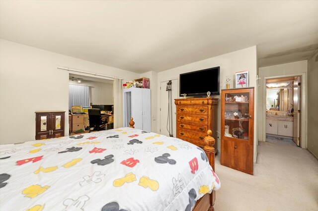 3 Lorraine Ave, Woodridge, IL 60517 - bedroom featuring light colored carpet