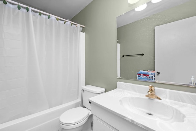 3 Lorraine Ave, Woodridge, IL 60517 - bathroom with vanity and shower / bathtub combination with curtain