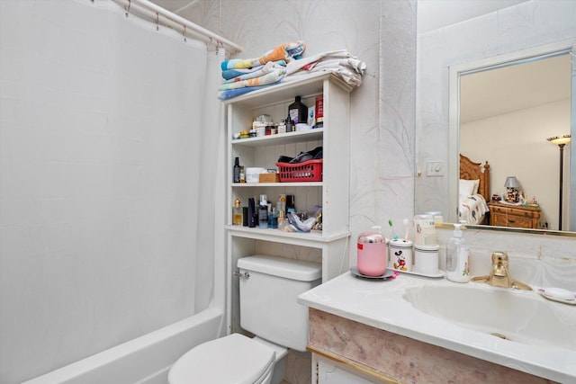 3 Lorraine Ave, Woodridge, IL 60517 - ensuite bathroom with vanity and shower / bath combination with curtain