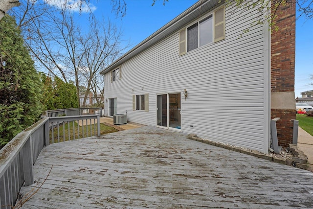 3 Lorraine Ave, Woodridge, IL 60517 - view of wooden terrace