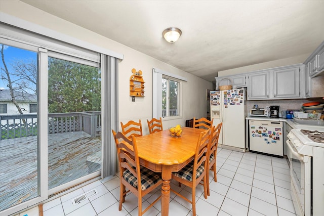 3 Lorraine Ave, Woodridge, IL 60517 - dining area with light tile patterned flooring