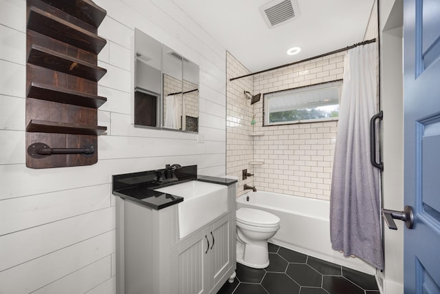 16430 S 89th Ave, Orland Park, IL 60462 - bathroom featuring tile patterned flooring, vanity, and shower / tub combo