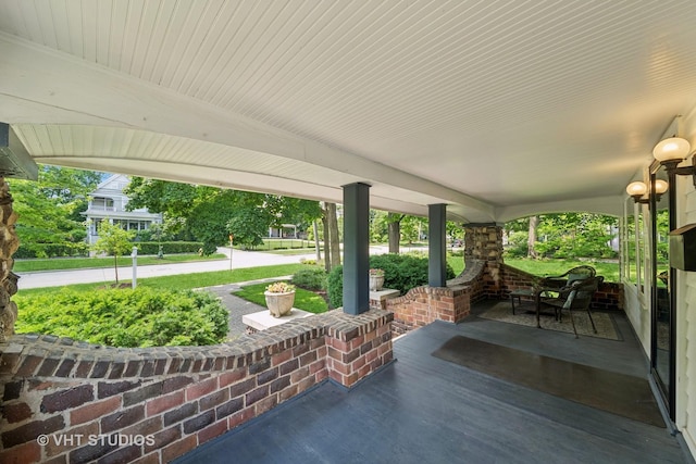 571 N Main St, Glen Ellyn, IL 60137 - view of porch