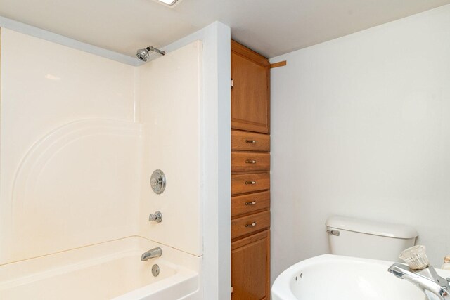 432 E Elm St, Sycamore, IL 60178 - bathroom featuring shower / washtub combination and a sink