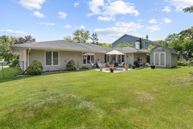 912 Eden Dr, Schaumburg, IL 60195 - rear view of house featuring a patio area and a storage shed