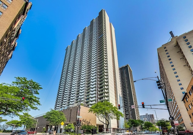 6033 N Sheridan Rd Unit 11L, Chicago, IL 60660 - view of property