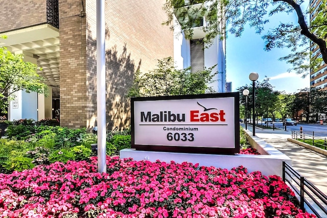 6033 N Sheridan Rd Unit 11L, Chicago, IL 60660 - view of community / neighborhood sign