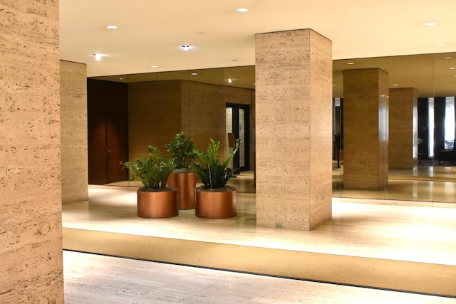 6033 N Sheridan Rd Unit 11L, Chicago, IL 60660 - building lobby with recessed lighting