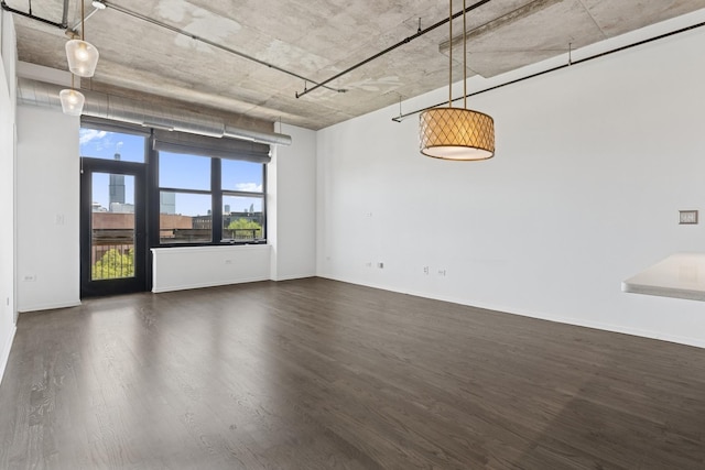 6 S Laflin St Unit 607, Chicago, IL 60607 - empty room with wood finished floors and baseboards