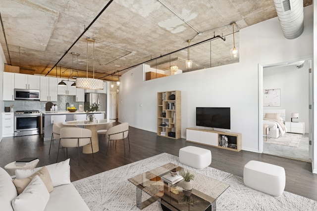 6 S Laflin St Unit 607, Chicago, IL 60607 - living area featuring dark wood-style floors