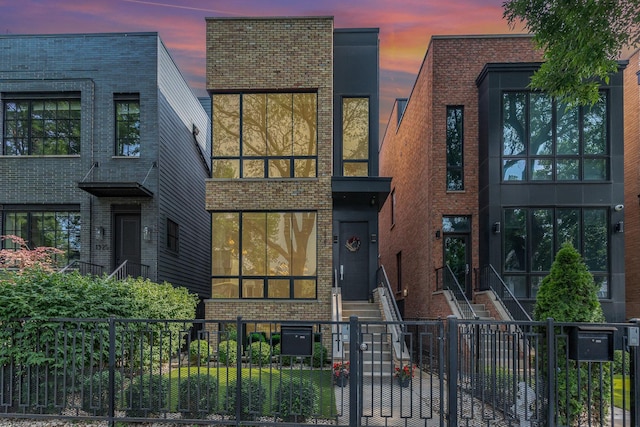 1927 W Erie St, Chicago, IL 60622 - photo 1