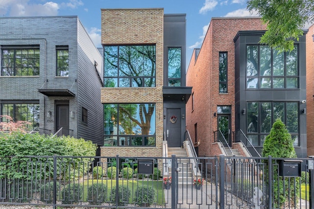 1927 W Erie St, Chicago, IL 60622 - photo 3