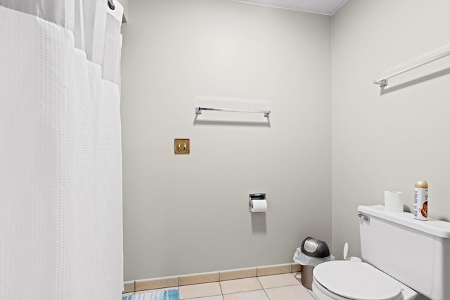 5555 Raspberry Trl, Rockford, IL 61114 - bathroom featuring tile patterned floors and a shower with curtain