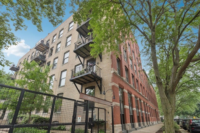 2511 W Moffat St Unit 501, Chicago, IL 60647 - view of apartment building / complex