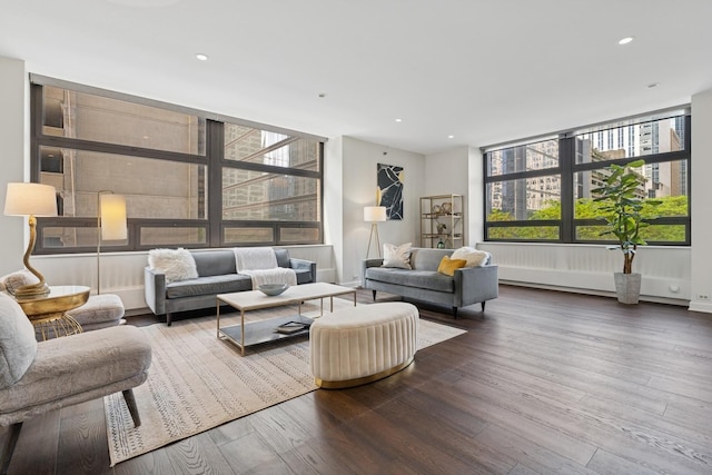 680 N Lake Shore Dr Unit 321, Chicago, IL 60611 - living area featuring wood finished floors and recessed lighting
