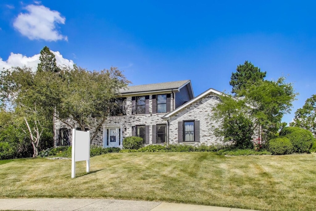 3513 Regent Dr, Hoffman Estates, IL 60067 - photo 1