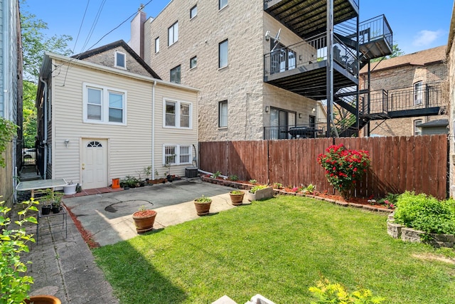 3609 S Leavitt St, Chicago, IL 60609 - back of property with a patio area