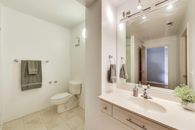 1430 S Michigan Ave Unit 510, Chicago, IL 60605 - bathroom with vanity and tile patterned flooring