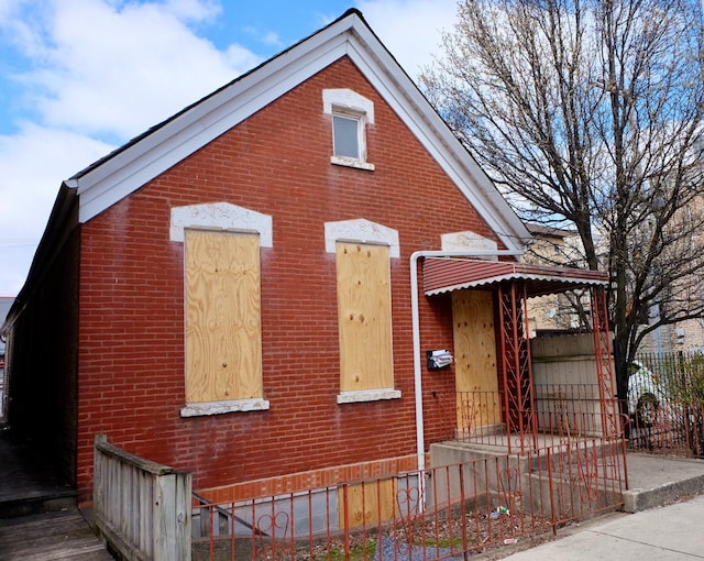 3114 S Union Ave, Chicago, IL 60616 - view of front of house featuring brick siding