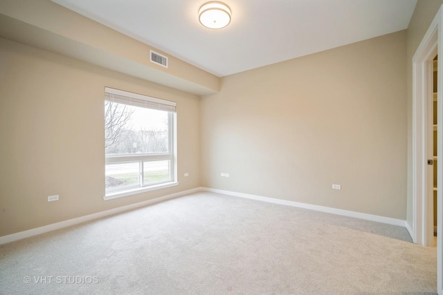 2150 Founders Dr Unit P109, Northbrook, IL 60062 - carpeted empty room featuring baseboards